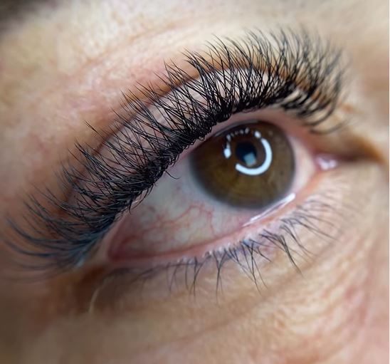 Extensiones de pestañas